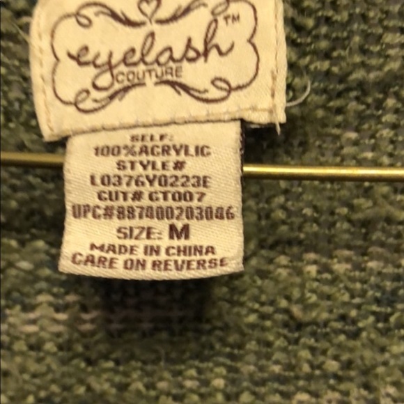 Sweater - Picture 3 of 5